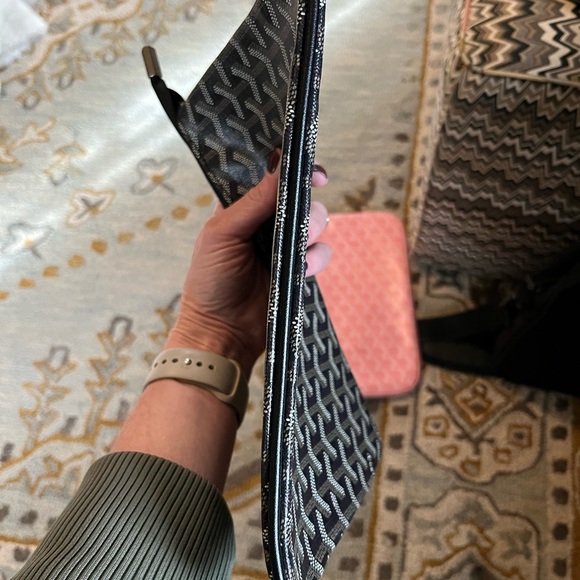Stylish Black and Gray Clutch - Picture 5 of 5